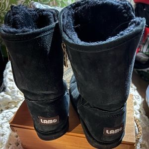LAM boots black size 6 women’s. Suede with side zipper